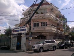 ban nha biet thu gan san bay tsn duong lam son phuong 2 quan tan binh