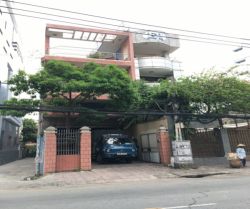 cho thue nha mat tien duong le quang dinh dt  5x32 no hau 11 1 tret   lung  2 lau  san thuong gia  6500usd