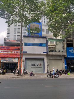 cho thue mat bang duong ly thuong kiet phuong 7 quan 10 dt 62x23m gia 90tr