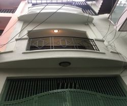 cho thue nha hem le van sy6x11m3 tang 32tr thang