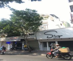 cho thue nha le van sy 4 x 15 m tret 3 lau  60 tr thang