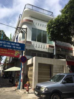 cho thue nha mat tien duong ly van phuc quan 1 42x20m 3 lau gia 57tr thang