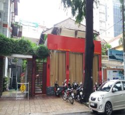 cho thue biet thu mat tien le quy don quan 3