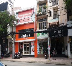 cho thue nha mat tien le van sy quan 3