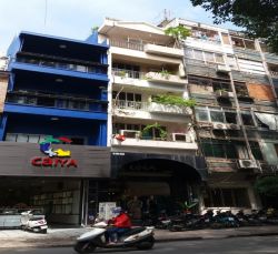 cho thue nha mat tien nguyen trai quan 1