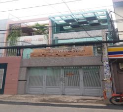 cho thue nha mat tien tran khanh du quan 1