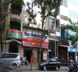 cho thue nha mat tien trinh van can quan 1