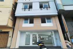 cho thue nha mat tien duong nguyen huu canh dt 4x12 gia 25 trieu