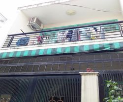 ban nha trong hem duong co giang p2 phu nhuan 4x11m ket cau tret   1 lau   san truoc gia 4 5 ty