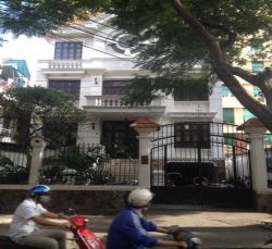 nha cho thue quan tan binh   cho thue nha mat tien duong pho quang   phuong 2  gia 4700 usd th