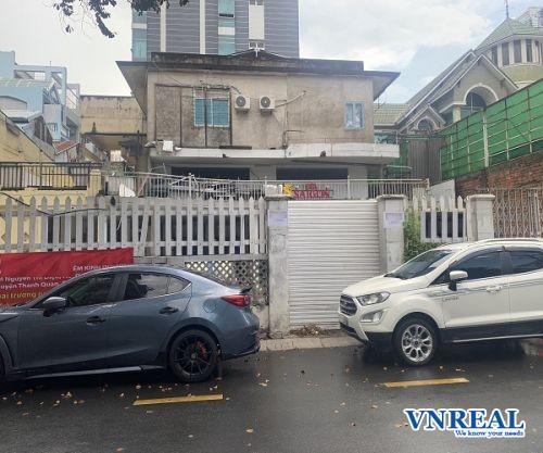 cho thue nha quan 3 mat tien d  nguyen thi dieu 1tr 1l dt 20x20m gia 8 000usd th chua vat