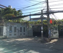 cho thue nha biet thu nguyen van huong dt  550m2 gia thue  400usd thang