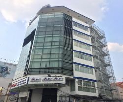 toa nha cho thue quan phu nhuan duong nguyen van troi dtsd 700m2 gia  400 trieu thang