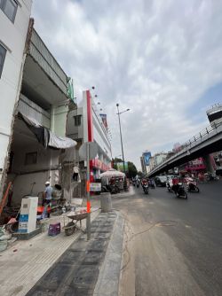 cho thue nha duong cong hoa tan binh 4x17m 1 tret 2 lau 50tr th