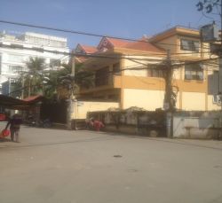 nha cho thue quan binh thanh goc 2 mat tien duong dien bien phu gia 2000usd