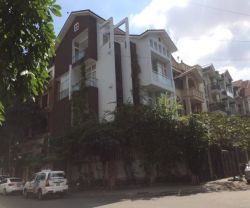 biet thu cho thue quan phu nhuan duong hoa phuong dien tich 8x16m 1 tret 3 lau gia  75tr