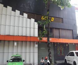 cho thue nha mat tien quan tan binh duong nui thanh dien tich 20x25m2  1 tret 1 lau gia  60 trieu thang