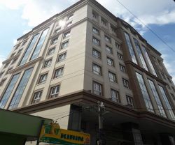 cho thue toa nha duong tan vien quan tan binh  dien tich 28x20m 2 ham 1 tret 8 lau gia 42000 usd thang