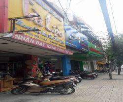 cho thue mat bang quan tan binh duong truong chinh dien tich 45x19  1 tret 2 laugia 45tr