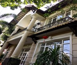 cho thue nha nguyen can duong binh quoi phuong 28  dt 700m2   gia  45trieu 