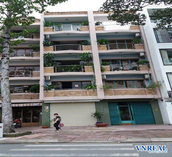 cho thue nha mat tien hoang sa quan 1