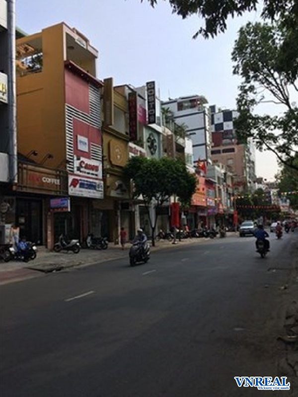 ban nha mat tien duong tran quang khai phuong tan dinh  quan 1