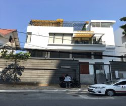 cho thue nha mat tien duong nguyen van huong thao dien quan 2 dt  20x20 1tr 2 lau gia 5500usd