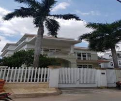 cho thue biet thu duong nguyen van huong phuong thao dien quan 2  gia  5000usd thang