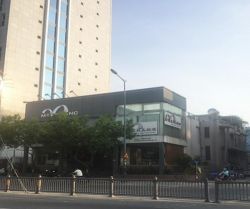 cho thue mat bang nguyen van troi 22x30m ham tret 2 lau 500 tr thang