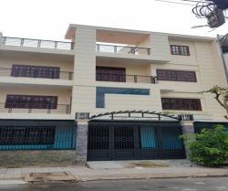 cho thue nha mat tien duong pham cong tru phuong thanh my loi quan 2 dt  12x18 gia 13 trieu thang