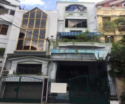 cho thue nha hxh duong  phan dang luu quan phu nhuan dt 8x17m ham tret 3 lau gia 60tr