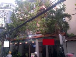 ban nha mat tien duong phung van cung phuong 7 quan phu nhuan