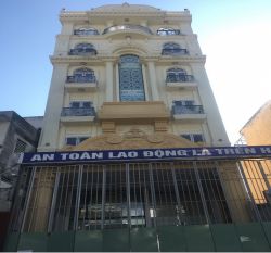 cho thue mat bang phan van tri 9 x 20 m ham tret lung 4 lau 350 tr thang   bao vat 