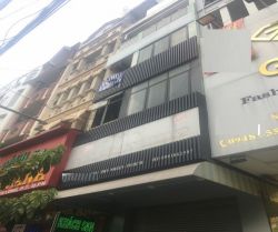 cho thue nha duong phan xich long 4 x 16 m tret lung4 lau 105 tr thang