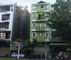 cho thue nha phan xich long 4x16m tret 4 lau 65 tr thang