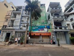 cho thue nha mat tien k300 8x20 1 tret 3 lau 1 tum 80tr th 