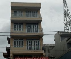  ??cho thue nha mat tien duong song hanh   xa lo ha noi phuong thao dien quan 2 4x28 1 tret 4 lau  gia 3200 usd 