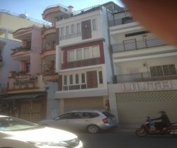 cho thue nha moi xay mat tien duong su van hanh phuong 10 quan 10