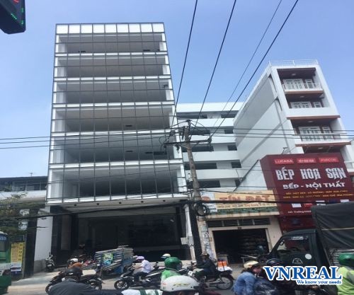 cho thue nha truong chinh dtsd   3000 m2 ham 7 tang 48 000 usd  thang