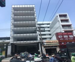 cho thue nha truong chinh dtsd   3000 m2 ham 7 tang 48 000 usd  thang