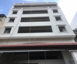 cho thue nha  truong quoc dung 10 x 27 m  nh 20 m  hamtret lung 6 lau 550tr tr thang