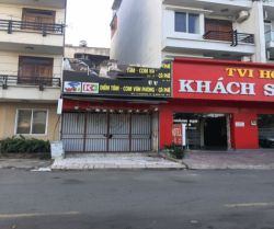 cho thue mat bang mat tien duong tran nao dt  4 x15 gia   15tr thang