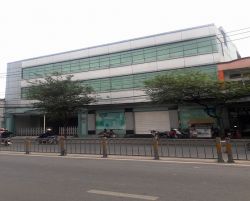 cho thue nha duong truong chinh quan tan binh dien tich 24x24m 1 tret 3 lau  gia  400tr