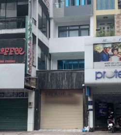 cho thue mat bang duong phan dinh phung dien tich 3 8x30m tret gia120tr thang