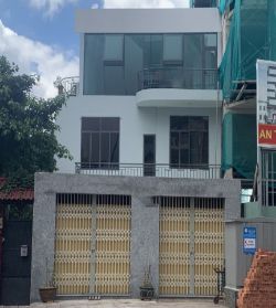 cho thue nha mat tien duong bach dang dien tich 7 5x25m2 lau gia 65tr thang