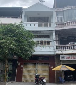 cho thue mat bang duong thang long dien tich 4x19m 3 lau gia 34tr thang