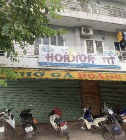 cho thue mat bang duong bach dang dien tich 8x43m 1 tret gia 18tr thang