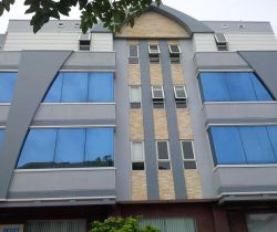 cho thue nha quan 2 duong vu tong phan an phu dien tich 5x20m ham tret 3 lau gia  2600 usd