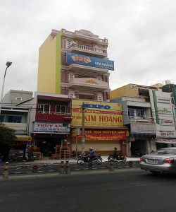 cho thue nha mat tien duong bach dang quan binh thanh