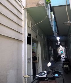 ban nha trong hem duong hiep nhat phuong 4 quan tan binh